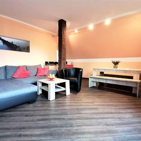 Ferienwohnungen Kleckerburg mit Meerblick OFC 05 Kägsdorf Exterior foto
