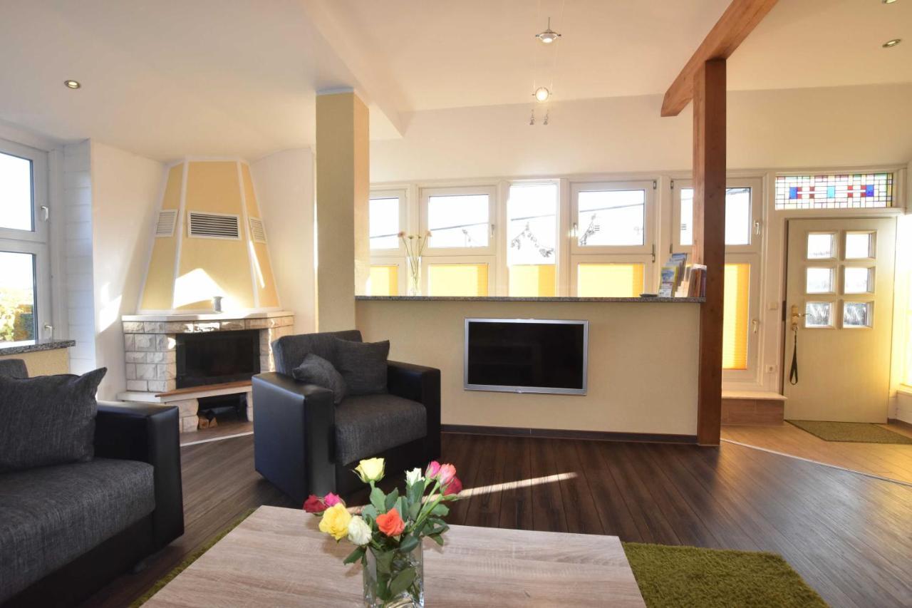 Ferienwohnungen Kleckerburg mit Meerblick OFC 05 Kägsdorf Exterior foto