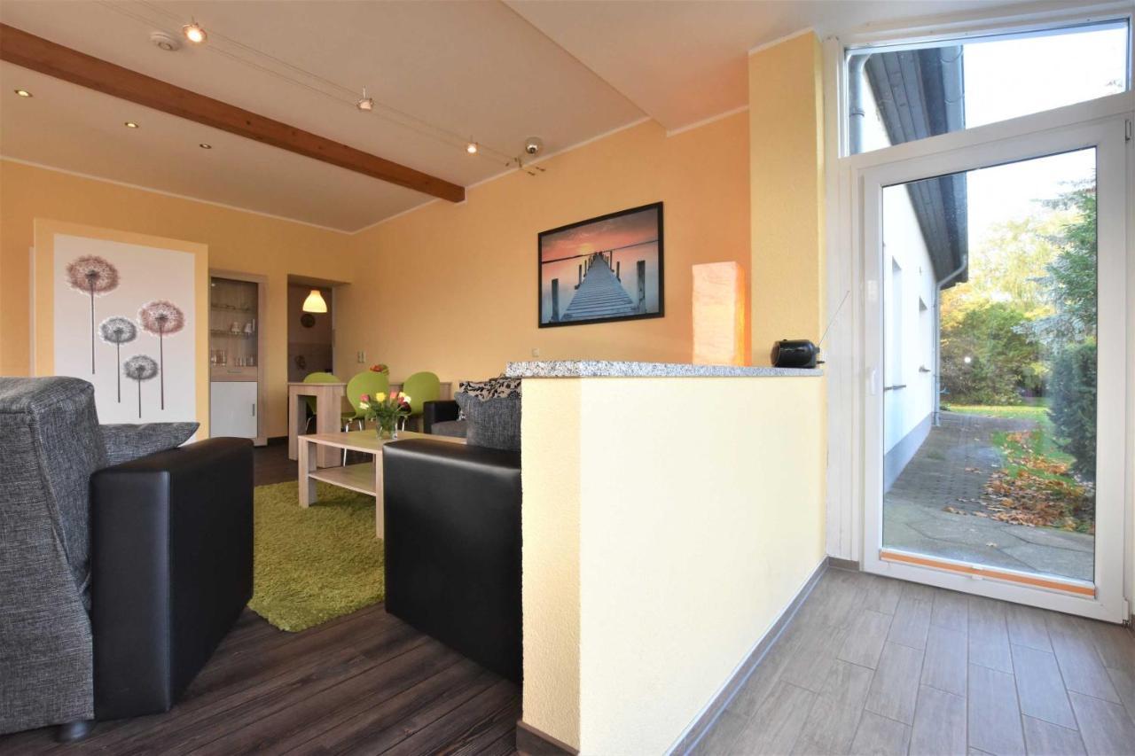 Ferienwohnungen Kleckerburg mit Meerblick OFC 05 Kägsdorf Exterior foto