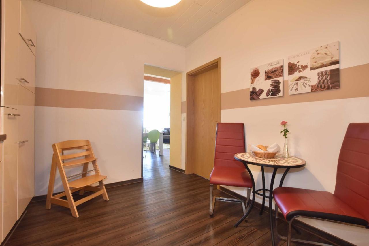 Ferienwohnungen Kleckerburg mit Meerblick OFC 05 Kägsdorf Exterior foto