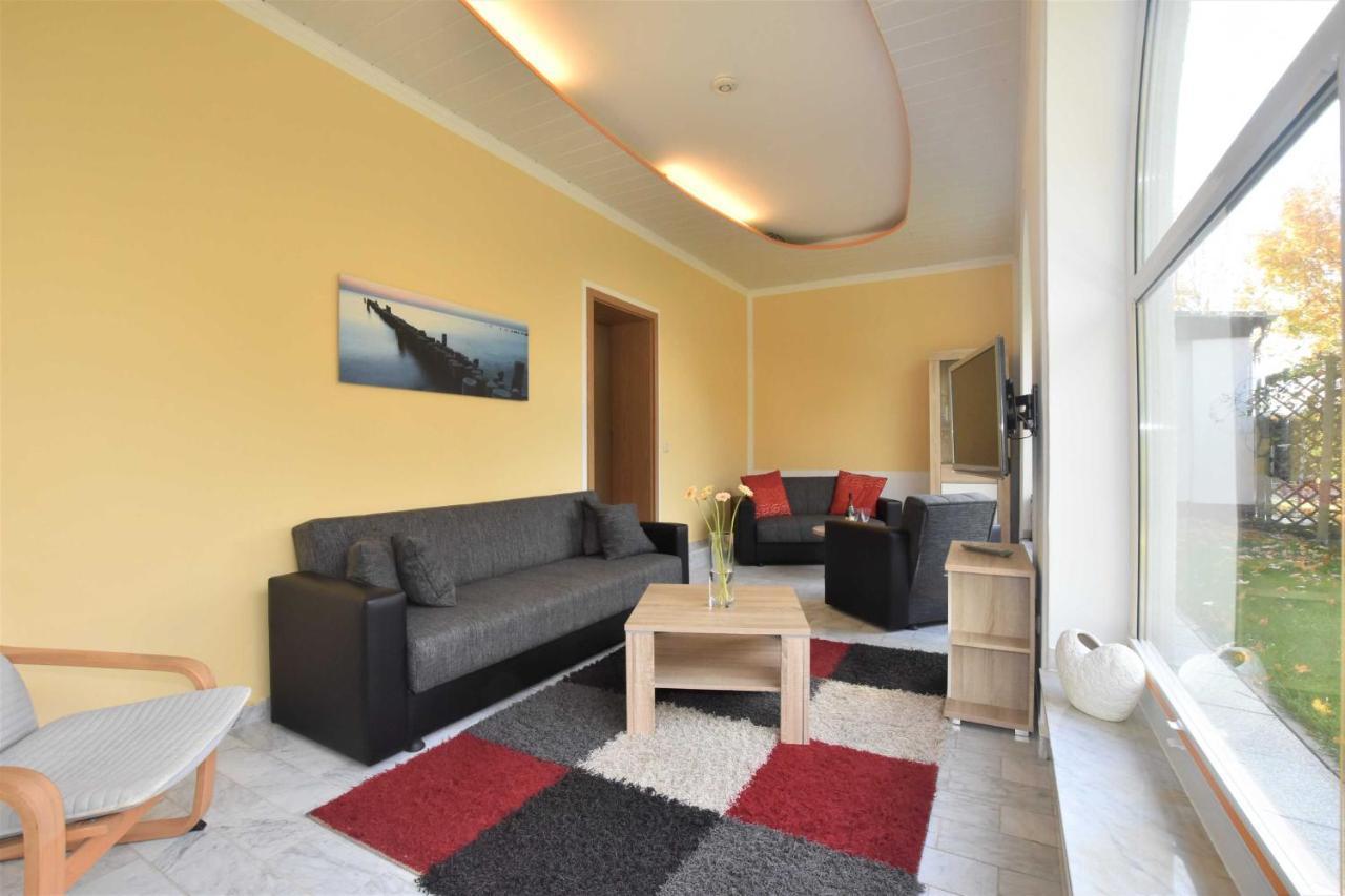 Ferienwohnungen Kleckerburg mit Meerblick OFC 05 Kägsdorf Exterior foto