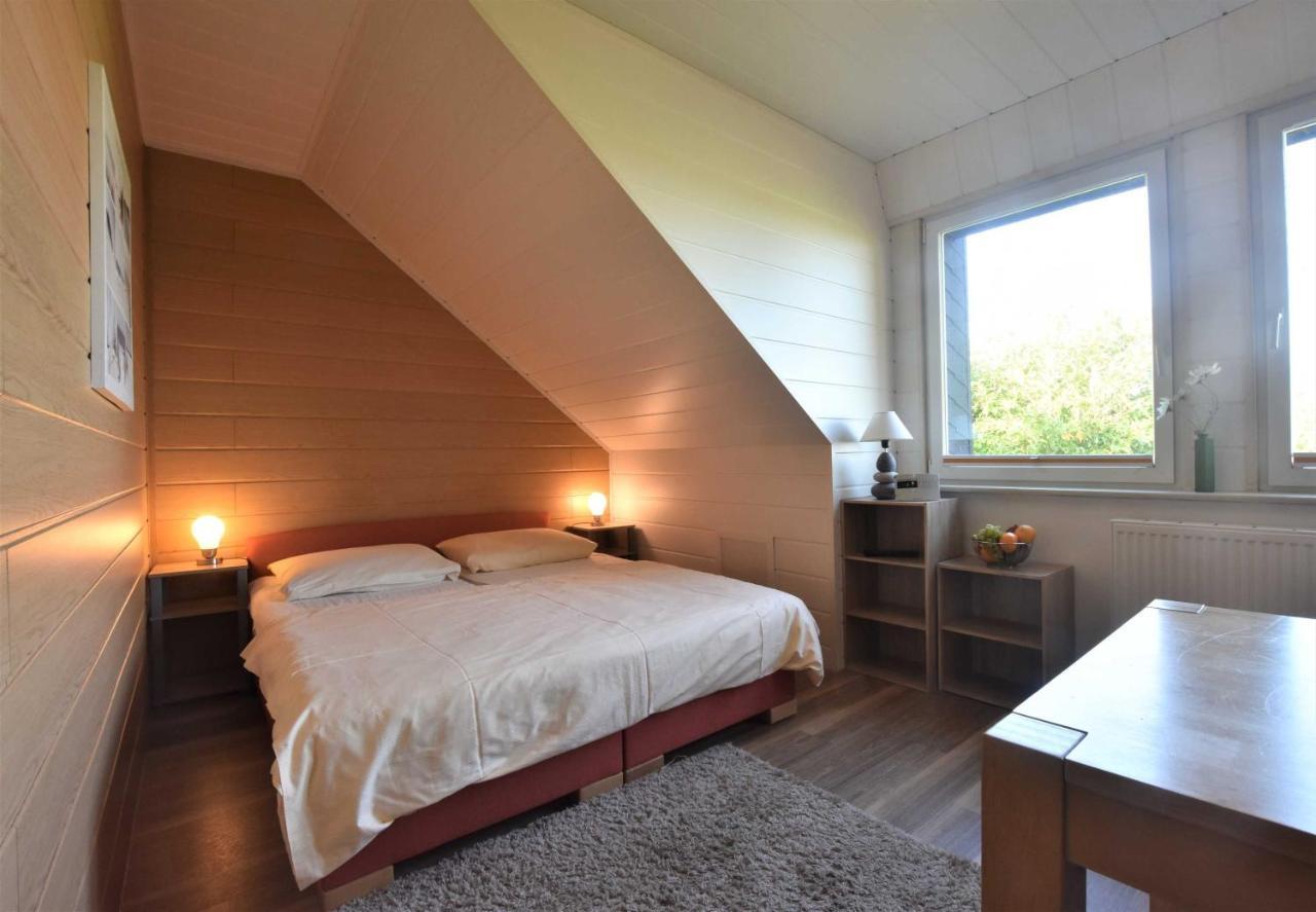 Ferienwohnungen Kleckerburg mit Meerblick OFC 05 Kägsdorf Exterior foto