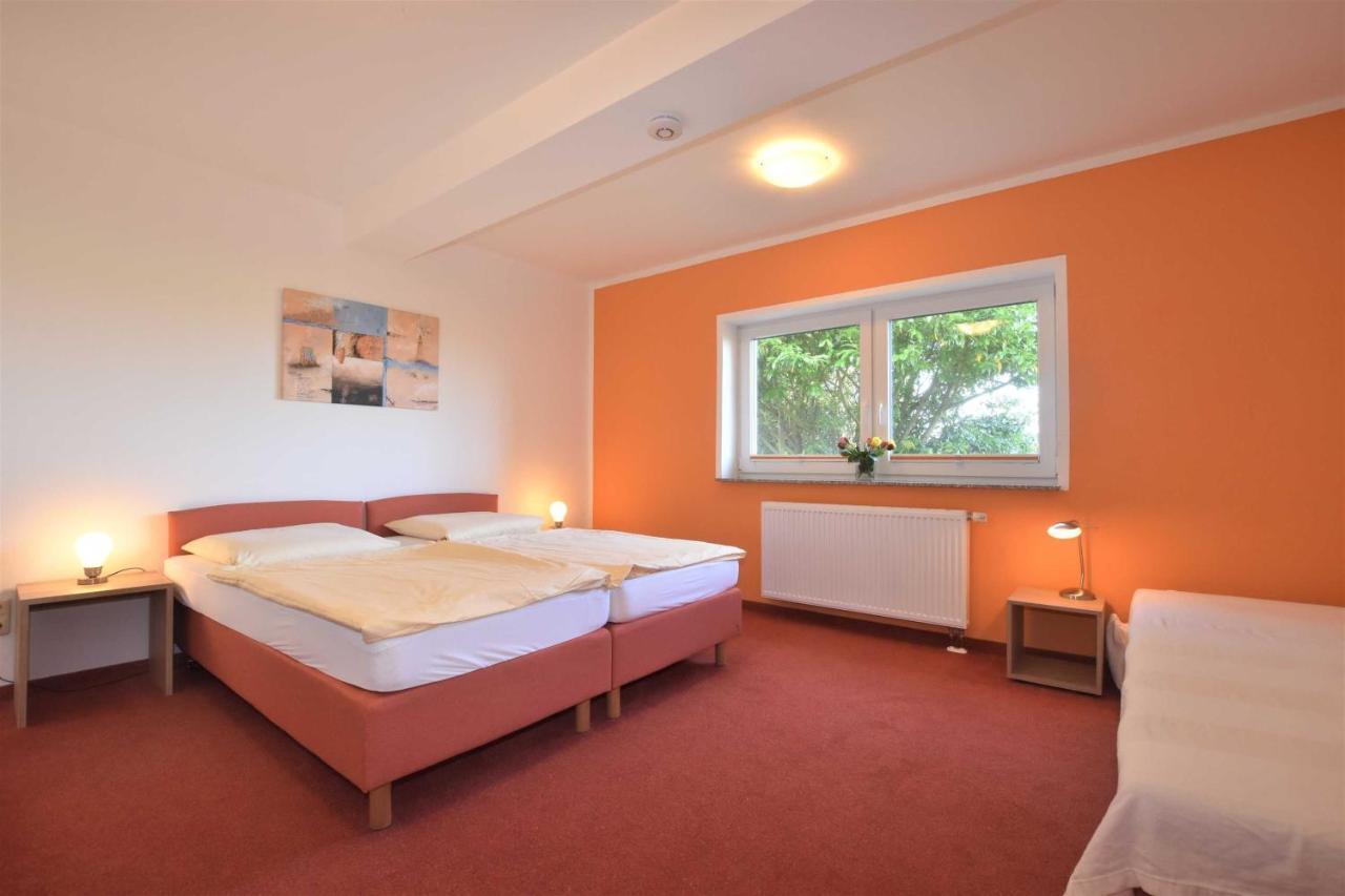 Ferienwohnungen Kleckerburg mit Meerblick OFC 05 Kägsdorf Exterior foto