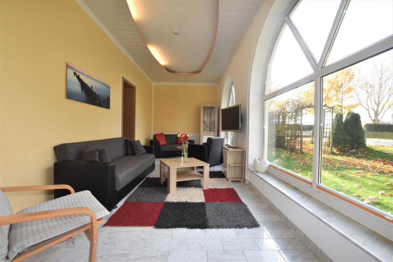 Ferienwohnungen Kleckerburg mit Meerblick OFC 05 Kägsdorf Exterior foto